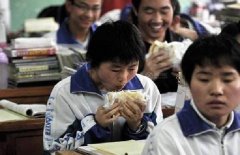 为什么，农村学生考上的大多是二本院校？你知道原因码？