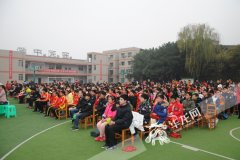 师生同台庆元旦 西永中学展现生命教育内涵