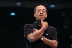 <b>俞敏洪委员建议：给予从小在农村学习的孩子入学政策优惠</b>