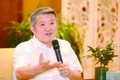 泰康保险陈东升：二十六年弄潮儿 因时而生拓荒者