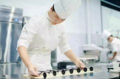 苏州6名教育人入选2018省有突出贡献中青年专家