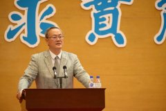 这是今年最犀利的演讲：国家命运与个人命运