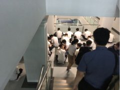 在朝鲜名校，我度过了一个最魔幻的夏天