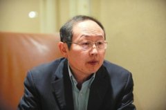 省政协委员、四川师范大学党委书记丁任重：完善深度贫困县造血功能，让教育
