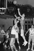 40年前大学生活是何样？数百件实物照片述说交大学霸故事