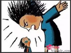 小学生因忘带试卷被老师罚跪 这样教育孩子过分了吧！(2)