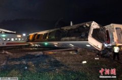 台铁列车事故：已抢通单线双向通车