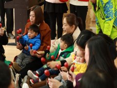 桐乡市实验幼儿园举办亲子早教公益活动