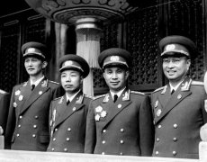 他14岁当县委书记39岁授上将衔 毛泽东曾点名保全