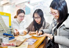 洛阳理工学院老师为考研学生送祝福