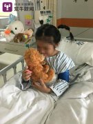 女子长期用木棍虐打9岁亲生女儿 被判虐待罪