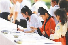 临高八成中小学校设立书法教室翰墨飘香润校园