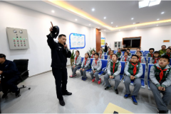 中小学生安全教育日 南京警方开展形式多样教育活动