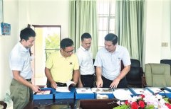 “党建红”激活“教育蓝”