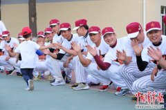 中国首支听障学生棒垒球队：无声的世界，少年用棒球对话