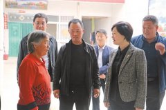 用实干绘就脱贫攻坚新画卷