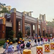 新华全媒+｜新安排、新目标，各地中小学形式多样迎接学生返校