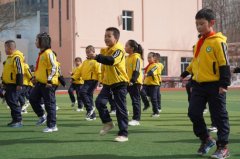 新学期开始，体育课让学生“动起来”