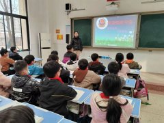 法治宣传进校园，上好“开学第一课”——管城区金盛路小学开展“学法知法守
