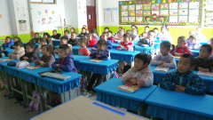 崇信：学雷锋精神，做追“锋”少年