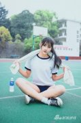 17岁高中生女主播清纯写真