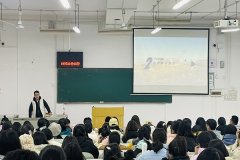 马克思主义学院2022级本科生召开《论文写作指导》 专题经验分享报告
