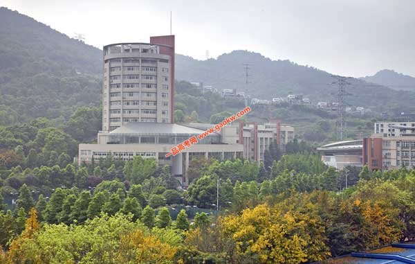 重庆工商大学录取分数线