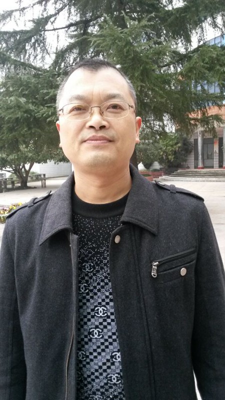 彭期贵-中学化学高级教师