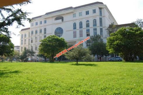 云南大学滇池学院录取分数线