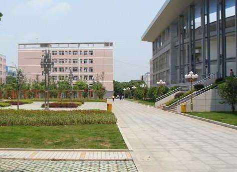江西财经大学现代经济管理学院实力如何?排名第几?学费贵不贵?