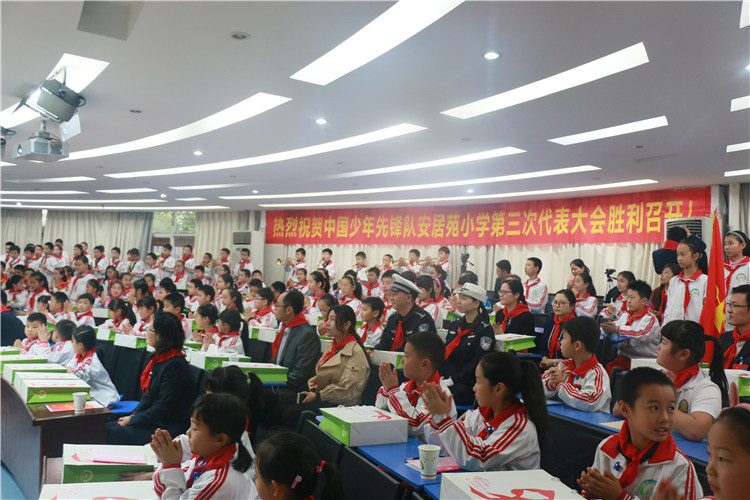 1485784606919551.jpg 1485784606919551.jpg