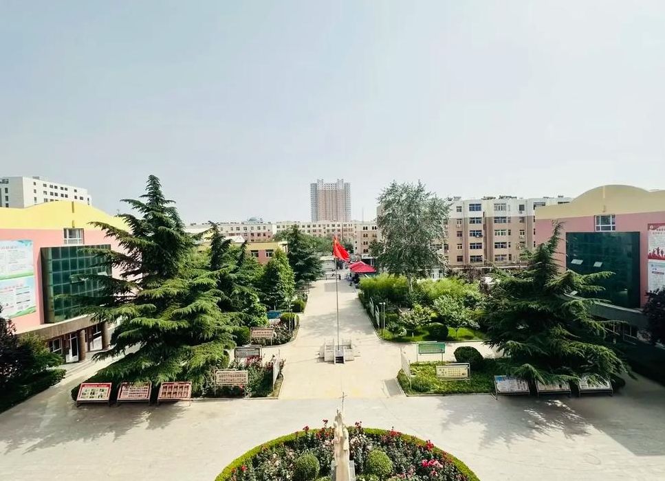 河北清苑中学（河北清苑中学清华北大）