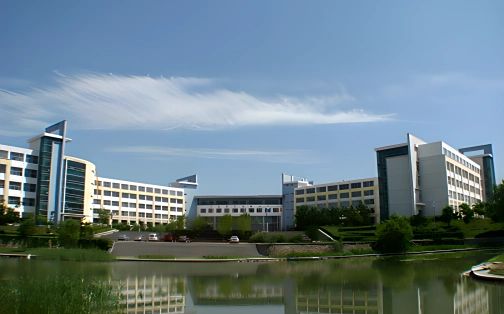 长春市实验中学简介概况(建校历史、地址、师资、校训、环境)