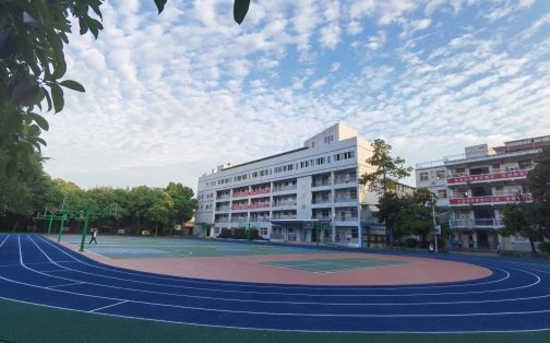 武昌文华中学简介概况（建校历史、地址、师资、校训、环境）