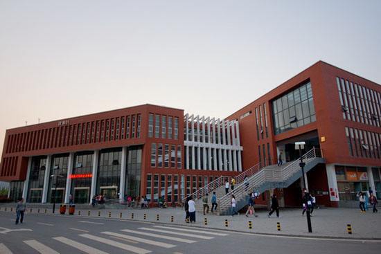 河南师范大学新联学院怎么样名声好不好？是几本一年学费多少钱？