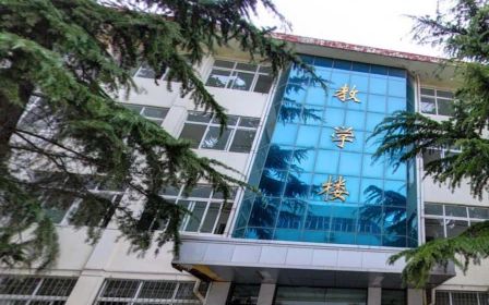 郑州市第一零一中学在郑州的排名第几,南外属于什么档次？