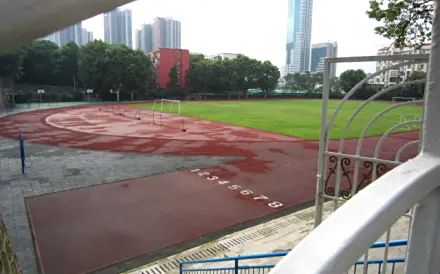 武汉市东湖中学简介概况(建校历史、地址、师资、校训、环境)